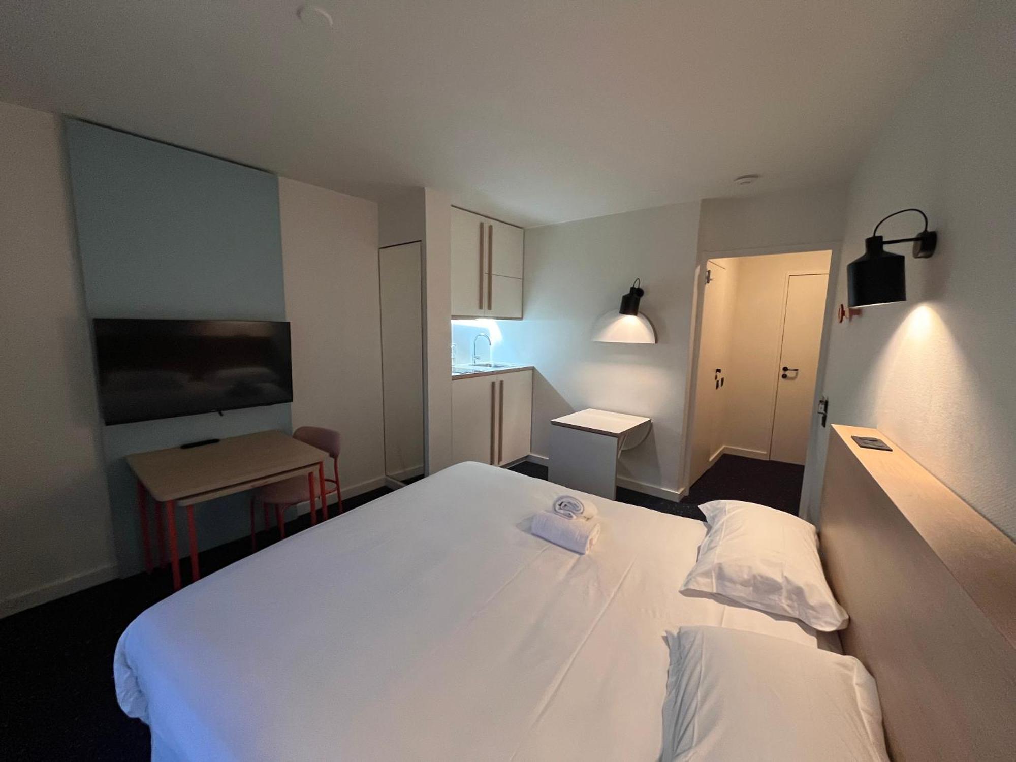 Appart'Hotel Laureades Clermont-Ferrand Centre Jaude Luaran gambar