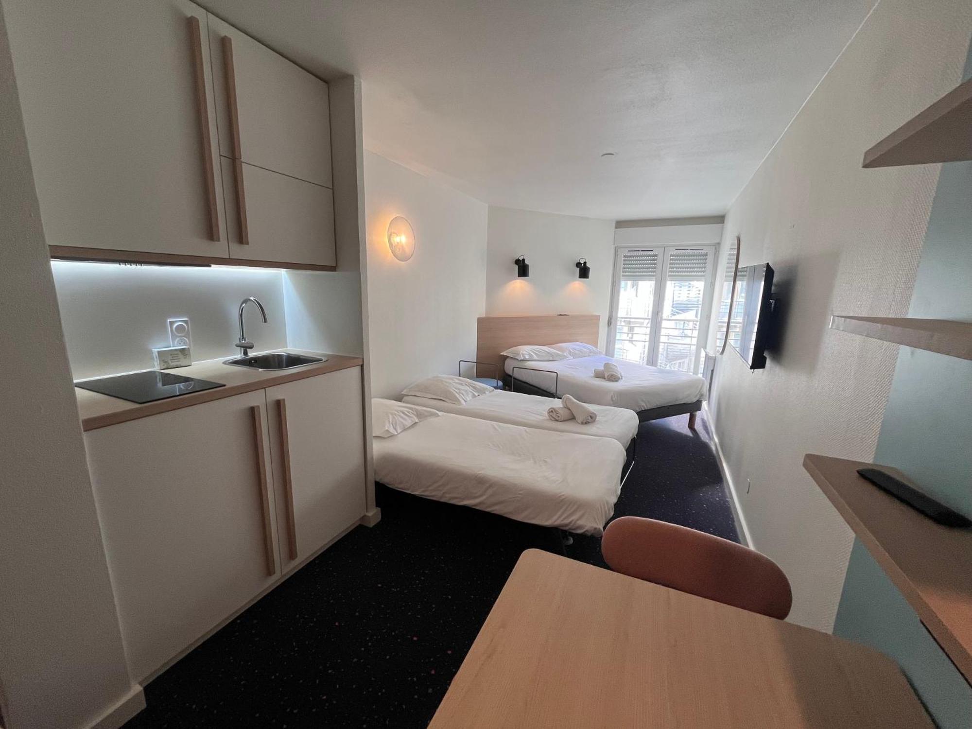 Appart'Hotel Laureades Clermont-Ferrand Centre Jaude Luaran gambar
