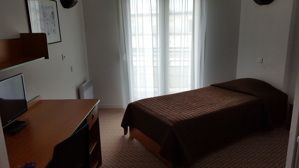 Appart'Hotel Laureades Clermont-Ferrand Centre Jaude Luaran gambar